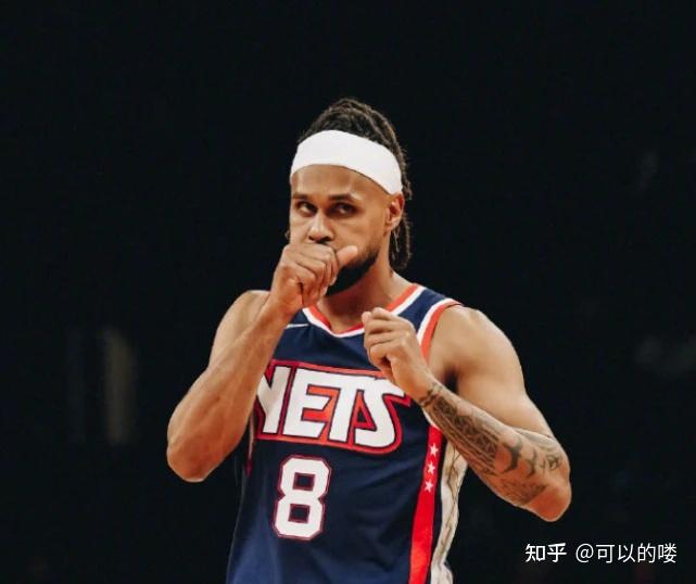 赛前拉齐奥调整名单以备NBA季后赛Doinb在篮网比赛中问鼎冠军，今晨亚特兰大备战国王杯直接炸裂